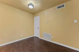 5516 Boca Raton Blvd, Fort Worth, TX 76112 - Photo 14