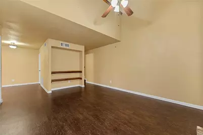 5516 Boca Raton Boulevard #310, Fort Worth, TX 76112 - Photo 12