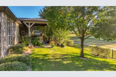 917 Crown Valley Drive, Weatherford, TX 76087 - Photo 40