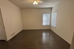 614 Canterbury St, Euless, TX 76039 - Photo 18