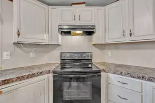 1909 Coral Rd, Pelican Bay, TX 76020 - Photo 14
