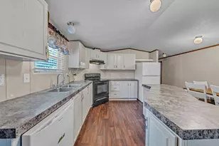 1909 Coral Rd, Pelican Bay, TX 76020 - Photo 12