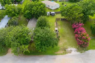 1909 Coral Rd, Pelican Bay, TX 76020 - Photo 32