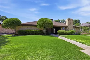 1814 Briarcrest Ln, Arlington, TX 76012 - Photo 2