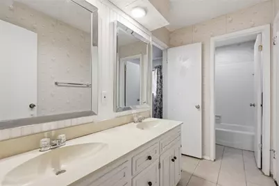 1814 Briarcrest Lane, Arlington, TX 76012 - Photo 28
