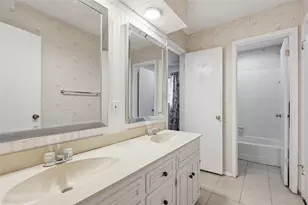 1814 Briarcrest Ln, Arlington, TX 76012 - Photo 28