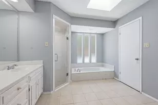 1814 Briarcrest Ln, Arlington, TX 76012 - Photo 24