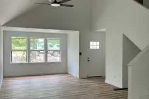 106 E Miller St, Whitewright, TX 75491 - Photo 6