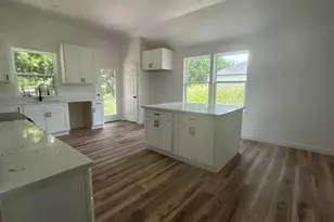 106 E Miller St, Whitewright, TX 75491 - Photo 10