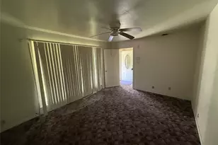 1003 Euclid St, Cleburne, TX 76033 - Photo 6