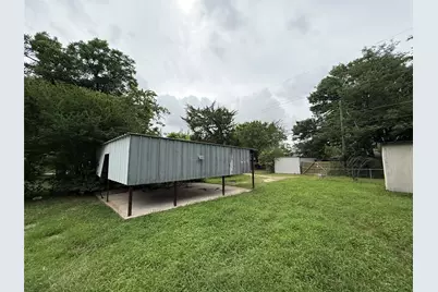 1003 Euclid Street, Cleburne, TX 76033 - Photo 10