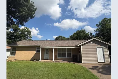 1003 Euclid Street, Cleburne, TX 76033 - Photo 1