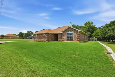3910 View Point Drive, Granbury, TX 76048 - Photo 28