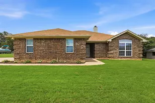 3910 View Point Dr, Granbury, TX 76048 - Photo 30