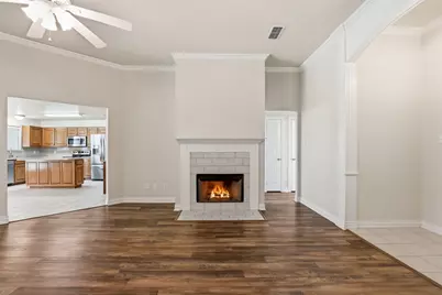 3910 View Point Drive, Granbury, TX 76048 - Photo 8