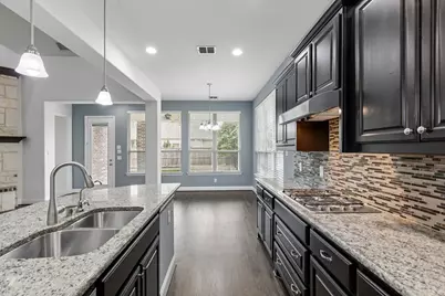 400 Warwick Boulevard, Lewisville, TX 75056 - Photo 16