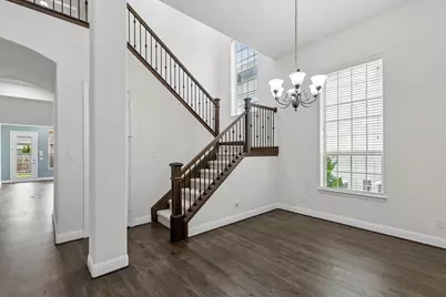 400 Warwick Boulevard, Lewisville, TX 75056 - Photo 10