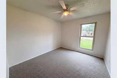 208 Dakota Drive, Hewitt, TX 76643 - Photo 8
