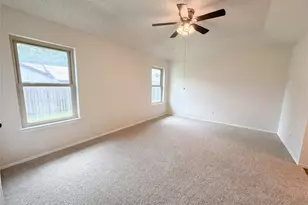 208 Dakota Dr, Hewitt, TX 76643 - Photo 12