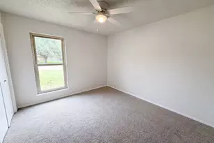 208 Dakota Dr, Hewitt, TX 76643 - Photo 10