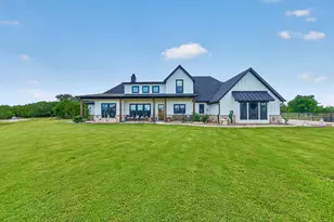 1096 Timber Hills Dr, Weatherford, TX 76087 - Photo 2