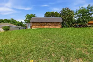 6811 Trail Lake Dr, Fort Worth, TX 76133 - Photo 2