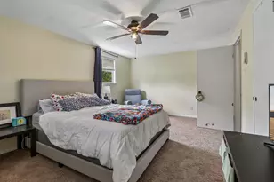 820 N Bowen Rd, Arlington, TX 76012 - Photo 22