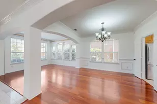8609 Rugby Dr, Irving, TX 75063 - Photo 6