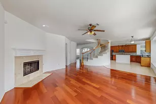 8609 Rugby Dr, Irving, TX 75063 - Photo 8