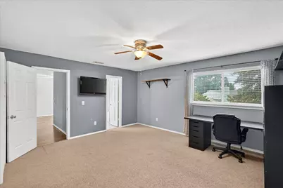 2117 Lavaca Trail, Carrollton, TX 75010 - Photo 32