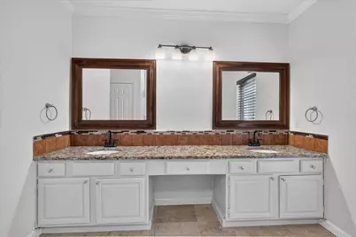 2117 Lavaca Trail, Carrollton, TX 75010 - Photo 18