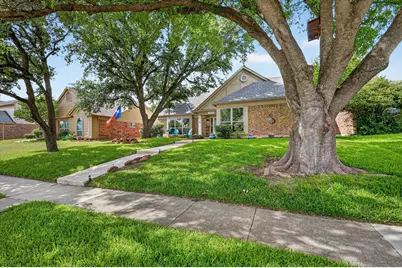 2117 Lavaca Trail, Carrollton, TX 75010 - Photo 4