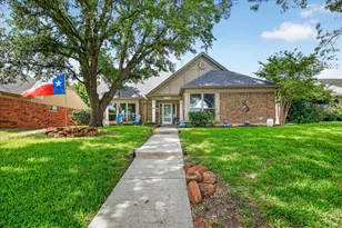 2117 Lavaca Trail, Carrollton, TX 75010 - Photo 2