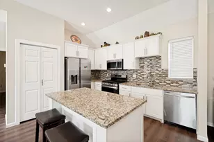 343 N Morris St, Gainesville, TX 76240 - Photo 12