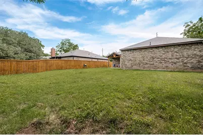 343 N Morris Street, Gainesville, TX 76240 - Photo 24