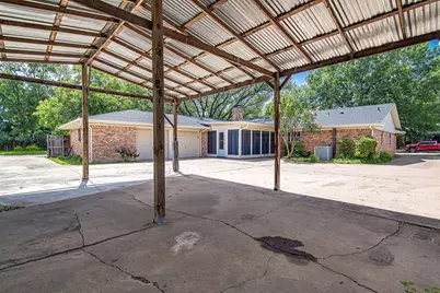 4300 Barcelona Drive, Fort Worth, TX 76133 - Photo 32