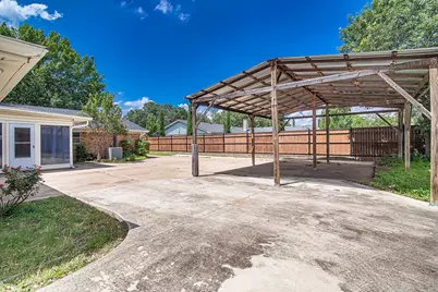 4300 Barcelona Drive, Fort Worth, TX 76133 - Photo 34