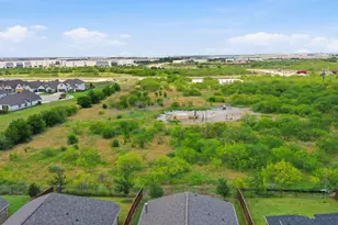 915 Winter Cherry Ln, Haslet, TX 76052 - Photo 32