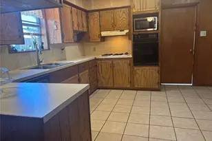 120 Juniper Dr, Palestine, TX 75803 - Photo 22