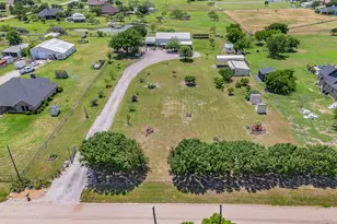 501 Country Ln, Haslet, TX 76052 - Photo 2