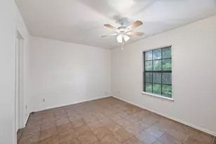 447 Vincent St, Cedar Hill, TX 75104 - Photo 16