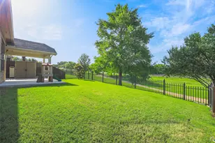 808 Ping St, McKinney, TX 75069 - Photo 2