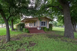 333 Private Rd 1520, Bridgeport, TX 76426 - Photo 2