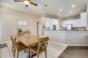 779 Little Ridge Ct, Burleson, TX 76028 - Photo 14