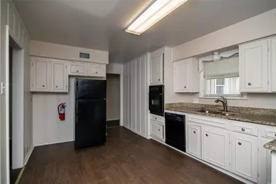 1604 Weiler Boulevard, Fort Worth, TX 76112 - Photo 6