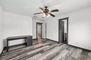 2033 Rose Hill Rd, Carrollton, TX 75007 - Photo 22