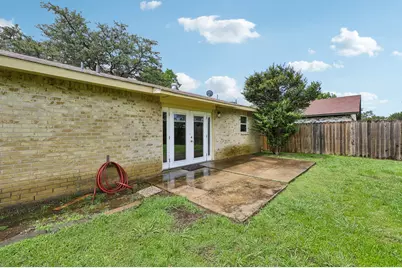 2033 Rose Hill Road, Carrollton, TX 75007 - Photo 26