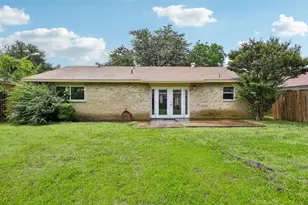 2033 Rose Hill Rd, Carrollton, TX 75007 - Photo 28