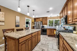 2340 Lake Ridge Cir, Waco, TX 76710 - Photo 10