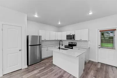 3331 Spring Avenue, Dallas, TX 75215 - Photo 4